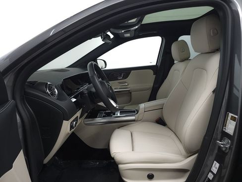 Certified 2026 Mercedes-Benz GLA 250 4MATIC image 7