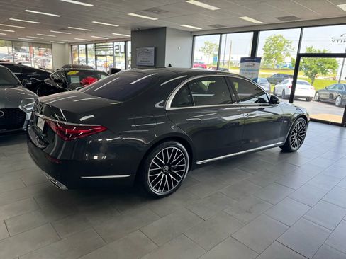 Used 2022 Mercedes-Benz S 580 4MATIC Sedan image 6