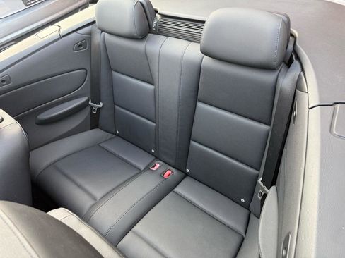 Used 2010 BMW 128i Convertible image 12