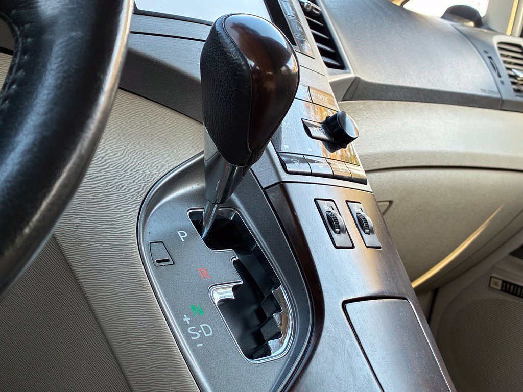 Used 2014 Toyota Venza XLE w/ XLE Premium Package FWD image 22