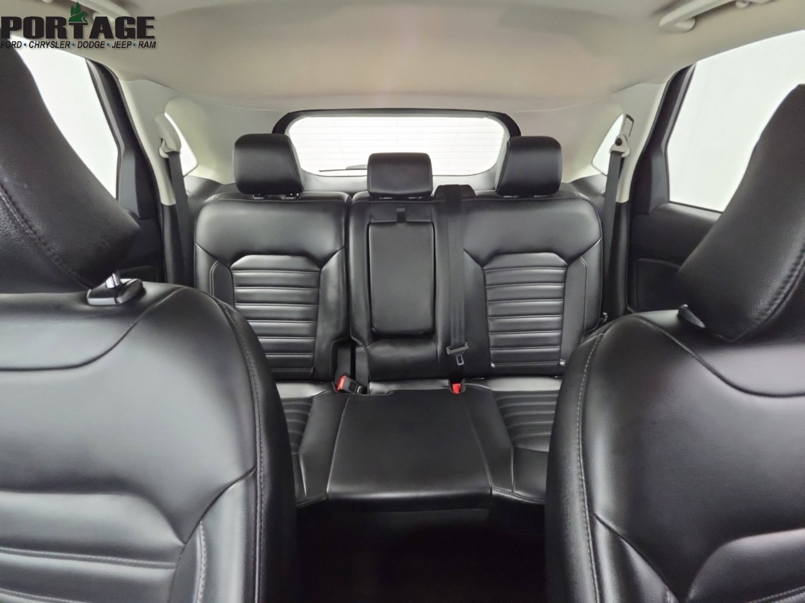 Used 2024 Ford Edge SEL AWD/4WD image 30