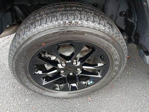 Used 2022 Jeep Wrangler Unlimited Sahara image 19