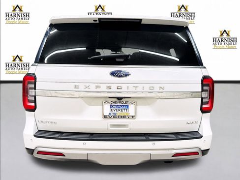 Used 2024 Ford Expedition Max Limited AWD/4WD image 6
