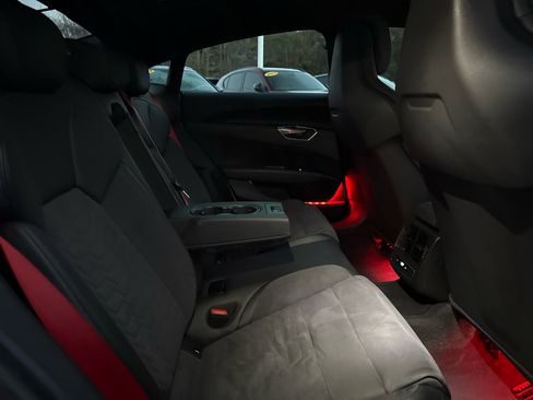 Used 2022 Audi e-tron GT Premium Plus w/ Performance Package image 26