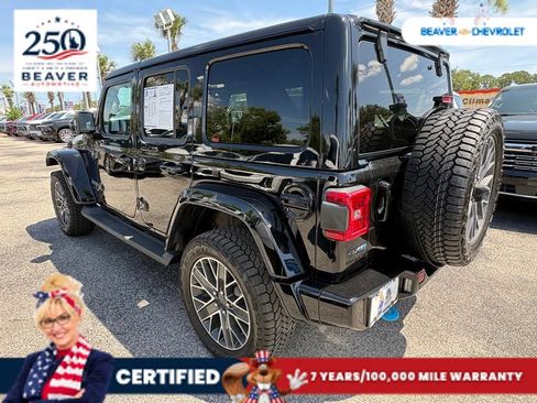 Used 2024 Jeep Wrangler High Altitude AWD/4WD image 5