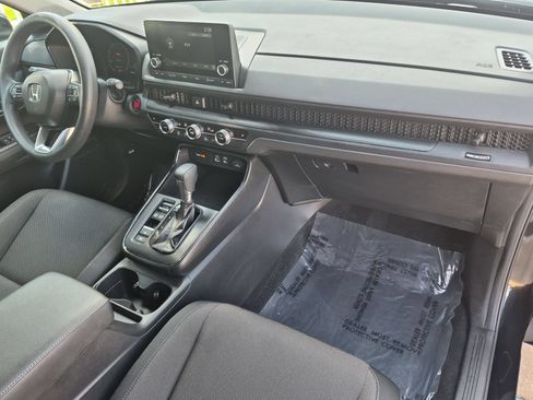 Certified 2024 Honda CR-V EX image 31