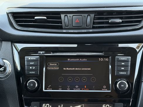 Used 2019 Nissan Rogue SV w/ Sun & Sound Touring Package AWD/4WD image 21