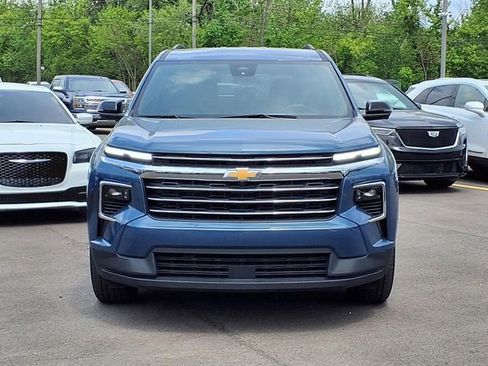 Used 2024 Chevrolet Traverse LT FWD image 24