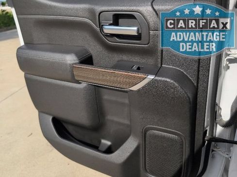 Certified 2022 Chevrolet Silverado 1500 RST AWD/4WD image 10