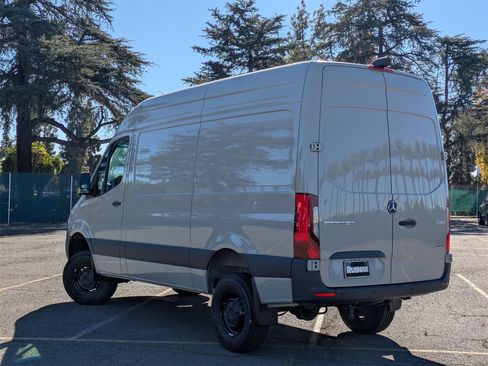 New 2025 Mercedes-Benz Sprinter 2500 image 2