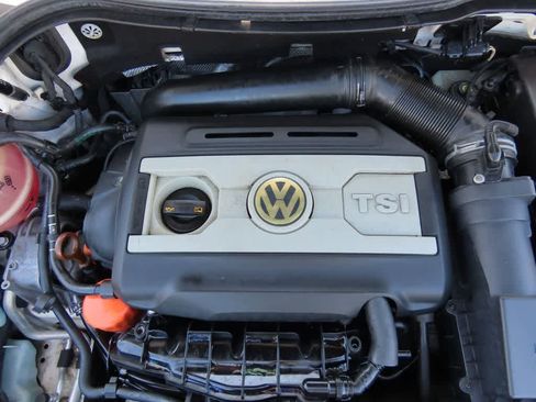 Used 2010 Volkswagen Passat Komfort FWD image 10