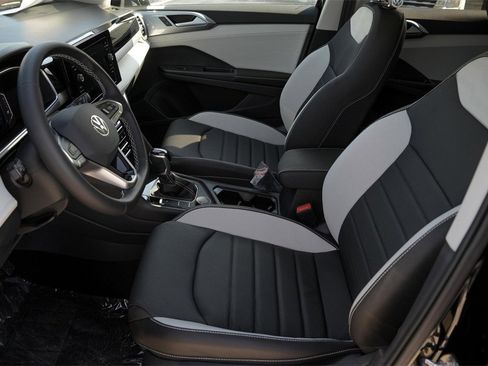 New 2026 Volkswagen Taos SEL image 10