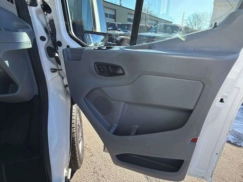 Used 2018 Ford Transit 250 250 image 15