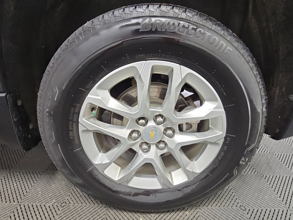 Used 2024 Chevrolet Traverse LS w/ Safety Package FWD image 41