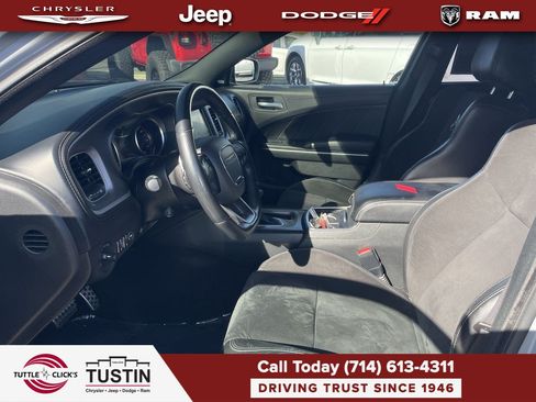 Used 2022 Dodge Charger Scat Pack w/ Dynamics Package RWD image 18