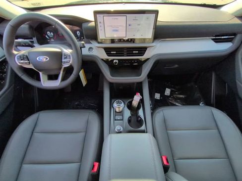 New 2026 Ford Explorer Active w/ Active Comfort Package image 15
