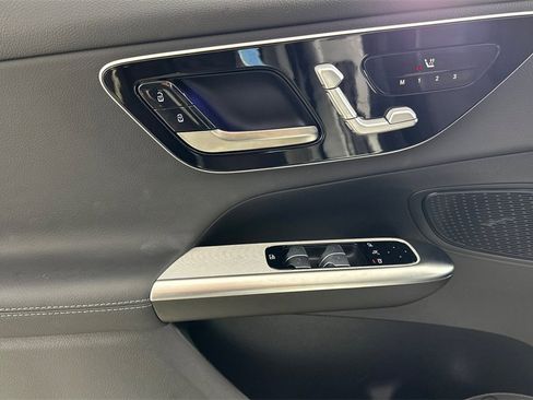 Certified 2026 Mercedes-Benz GLC 300 4MATIC image 11