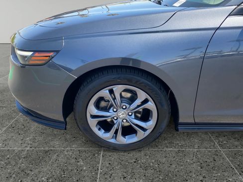 Used 2023 Honda Accord EX image 14