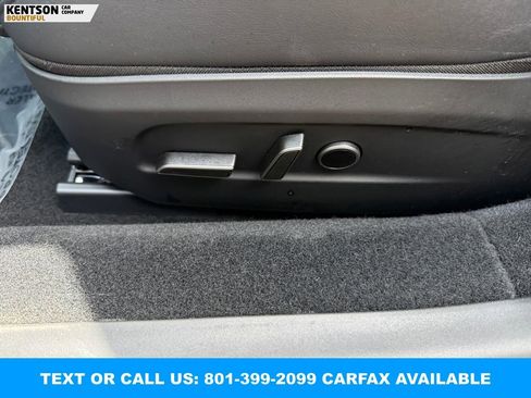 Used 2025 Tesla Model 3 Performance AWD/4WD image 31