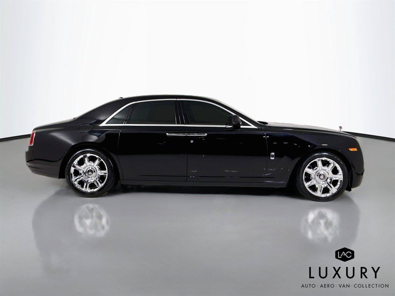 Used 2013 Rolls-Royce Ghost RWD image 4