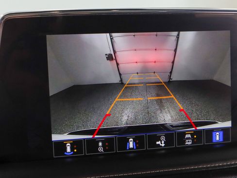 Used 2023 GMC Yukon SLT image 19