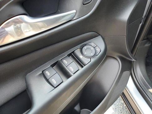 New 2026 Buick Envista Preferred FWD image 17