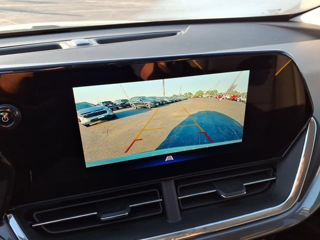 New 2026 Chevrolet Trax ACTIV w/ Driver Confidence Package FWD image 16