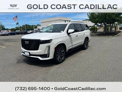 Used 2021 Cadillac Escalade Sport w/ Driver Assist Tech Package AWD/4WD image 1