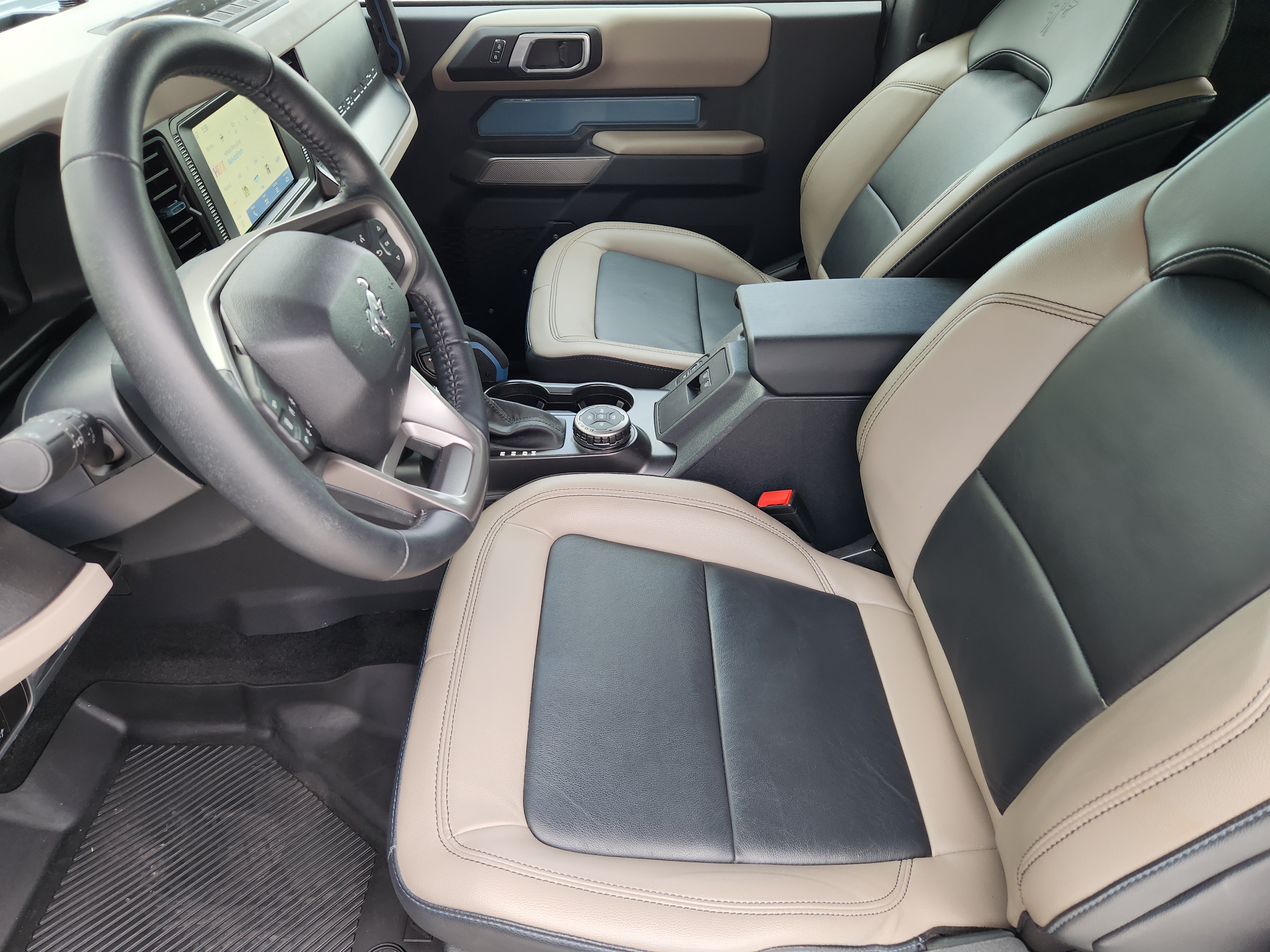 Used 2023 Ford Bronco Wildtrak AWD/4WD image 15