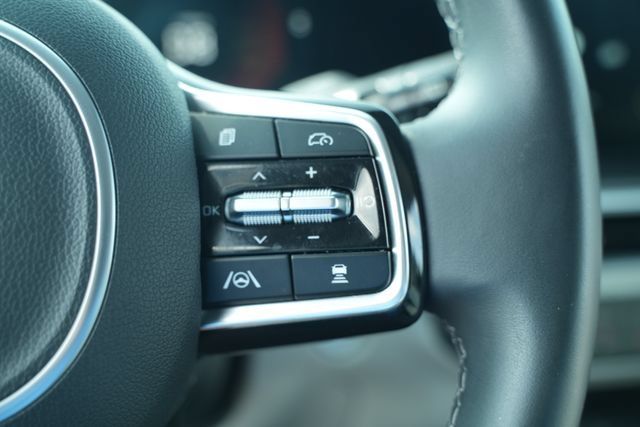 Used 2025 Kia Sorento S w/ Panoramic Sunroof Package FWD image 33