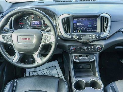 Used 2023 GMC Terrain SLT image 24