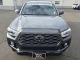 Used 2022 Toyota Tacoma TRD Off-Road image 3