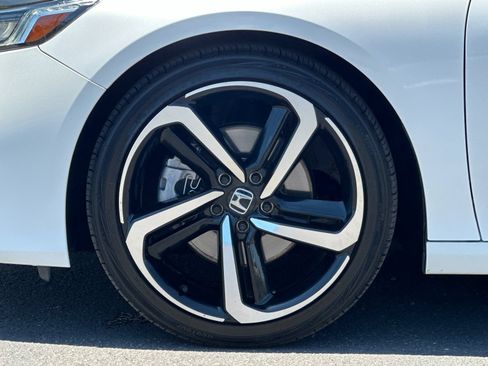 Used 2022 Honda Accord Sport image 22