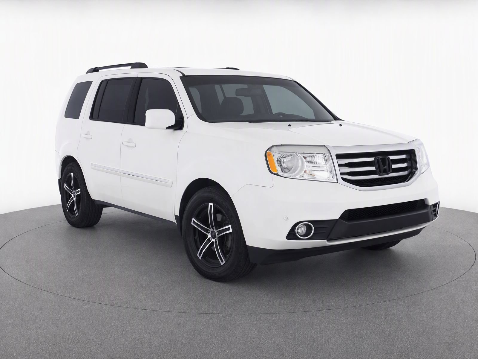 Used 2014 Honda Pilot Touring image 2