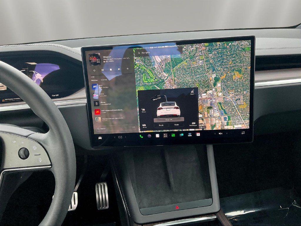 Used 2024 Tesla Model X AWD/4WD image 9
