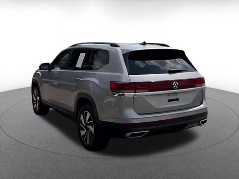 Used 2024 Volkswagen Atlas SE AWD/4WD image 11