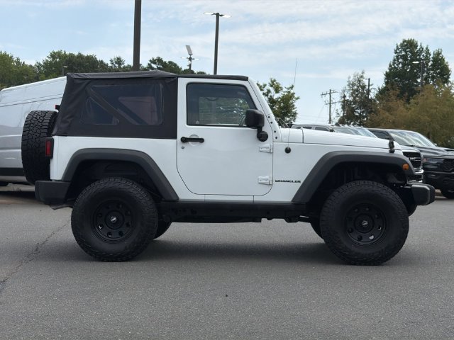 Used 2017 Jeep Wrangler Sport AWD/4WD image 14