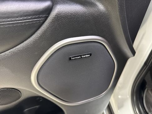 Used 2017 Jeep Grand Cherokee Summit AWD/4WD image 35
