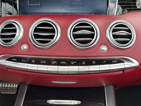 Used 2017 Mercedes-Benz S 550 Cabriolet image 18