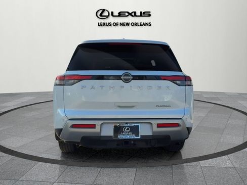 Used 2025 Nissan Pathfinder Platinum w/ Cargo Package image 7