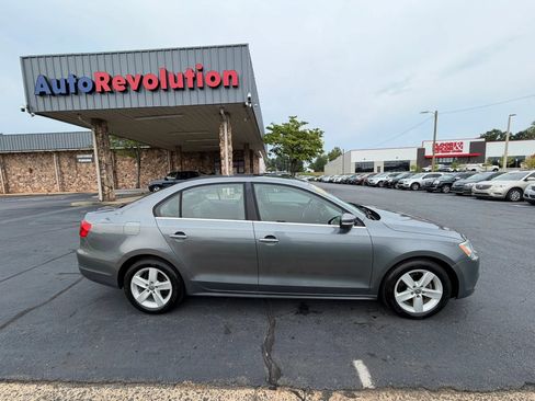 Used 2014 Volkswagen Jetta TDI FWD image 8