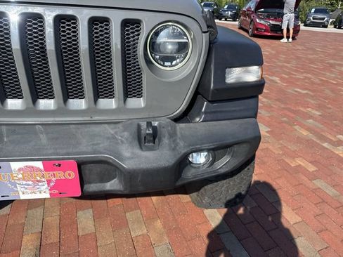 Used 2020 Jeep Wrangler Unlimited Sport S AWD/4WD image 23
