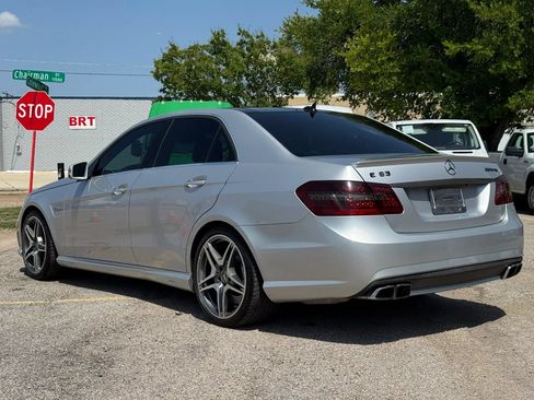 Used 2010 Mercedes-Benz E 63 AMG Sedan image 4