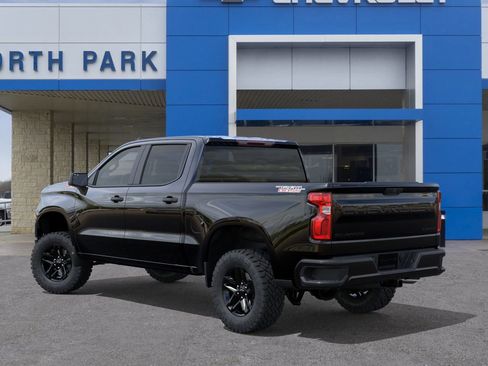 New 2026 Chevrolet Silverado 1500 Custom Trail Boss w/ LPO, Dark Essentials Package image 3