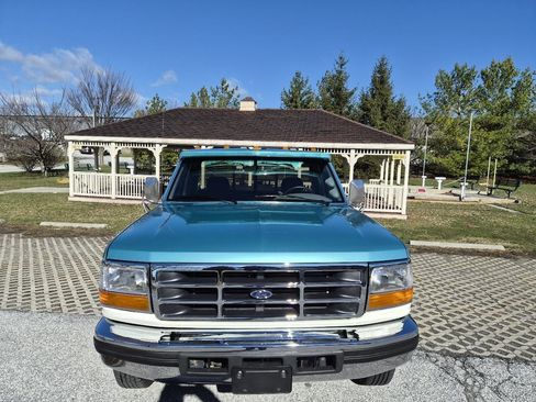Used 1997 Ford F250 2WD Regular Cab Heavy Duty image 2