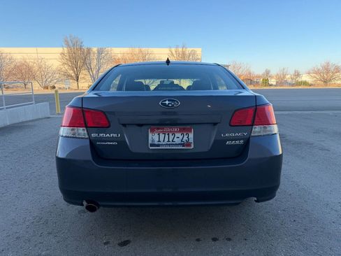 Used 2014 Subaru Legacy 2.5i Limited w/ Moonroof Package image 10