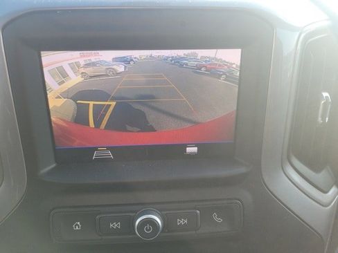 Used 2021 Chevrolet Silverado 1500 Custom image 15