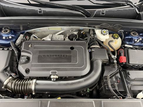 Used 2023 Buick Envision Essence AWD/4WD image 11
