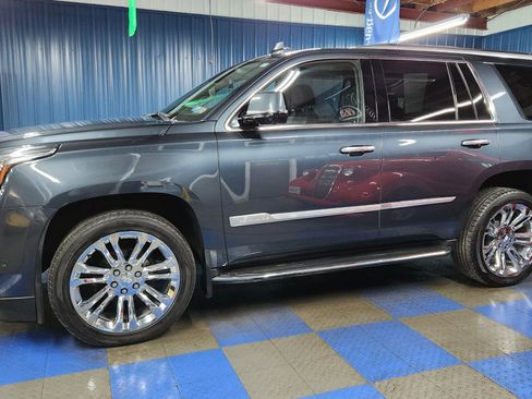 Used 2020 Cadillac Escalade Luxury image 85