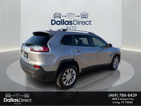 Used 2019 Jeep Cherokee Latitude w/ Popular Appearance Group FWD image 6